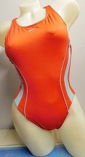 NIKE Badeanzug Gr. 164 vorne