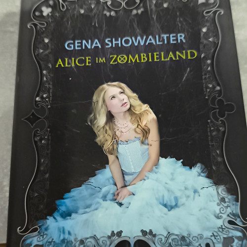 Gena showalter alice im - gena,