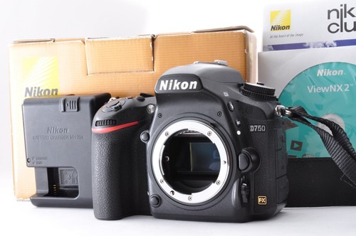 Near mint box nikon - in, d750