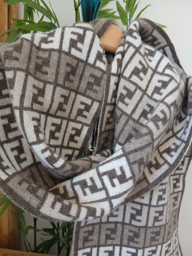 Fendi damen wollschal strick - fendi,