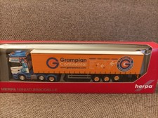Herpa 1:87 in OVP; 304146 Scania R TL Gardinenplanen-Sattelzug "Grampian" (GB)