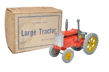 CHARBENS GROSSER TRAKTOR