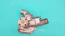  Mercedes W107 R107 W116 SLC SL V8 350/450 WASSERPUMPE Einlaufstutzen Stutzen