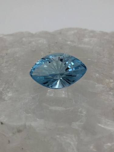 Natürlicher blauer topas von - natürlicher,