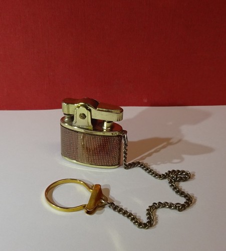 Altes kleines miniatur - altes,