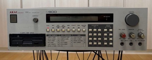 Akai professional s900 - akai,