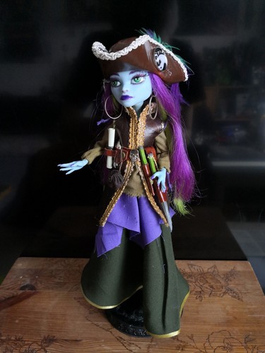 Monster high puppe pirat - 1,