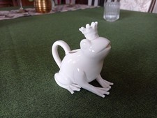 Milchkännchen, Vase