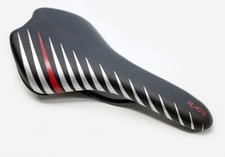 Selle Royal Sattel Schwarz rot - black ;  299 Gramm L: 275 mm B: 130 mm : NEU