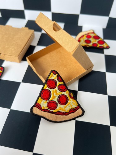 Bestickter pizza aufnäher - pizza,
