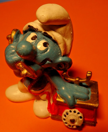 Schlumpf telefoniert schleich - telefoniert,