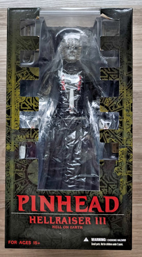 Mezco toys hellraiser - -,