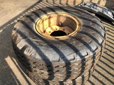 Komplett Rad Anhänger Rad Landwirtschaft Silo Anhänger Reifen 44.5-16.5-18/16.5