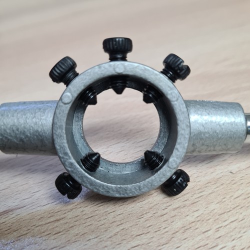 Schneideisenhalter 9 mm - x,