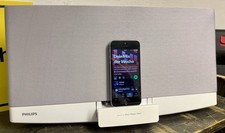 * PHILIPS MICRO MUSIC SYSTEM DCM2260W * CD * Radio * iPad- iPod- iPhone-Dock *