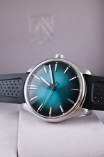 H.Moser & Cie Pioneer 42  3200-1214 Original Papiere + Box Mega Cool Blue