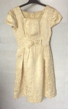 Cocktailkleid, Brokatkleid