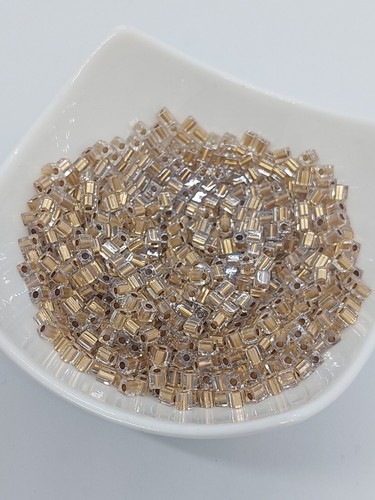 Miyuki 4mm square - gr,