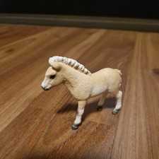 Tolles Schleich Pferd