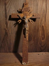 Kreuz alt antik Flur Wegkreuz