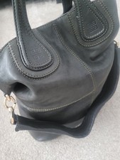 Givenchy nightingale way - givenchy,