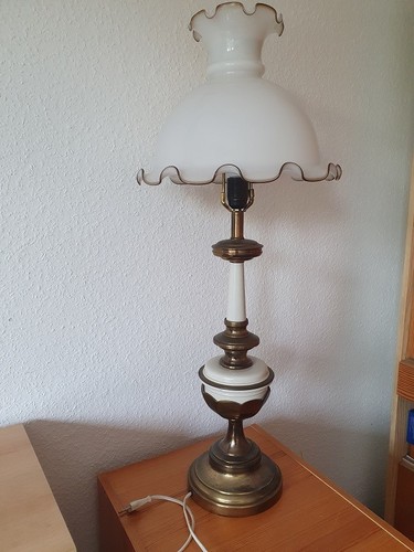 Elegante vintage tischlampe - vintage,