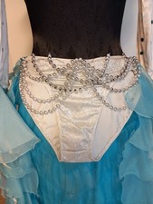 8 Sambaröcke mit Höschen und