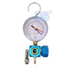 Vakuummeter mit Wasserhahn und