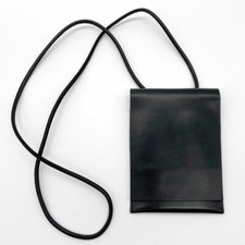 COS Handytasche | Brustbeutel Schwarzes Leder