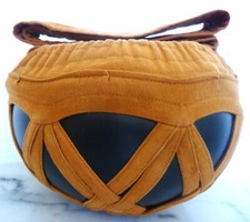 RARITÄT! Original Almosenschale buddhist. Mönche aus Thailand - mit Ständer.