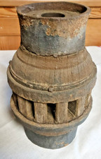 große alte/antike Radnaben (Holzrad von Leiterwagen) Fundzustand