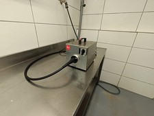 KT-S Fischentschupper, Koneteollisuus, automatische Entschuppungsmaschine