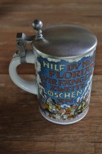 Bierkrug aus Porzellan mit