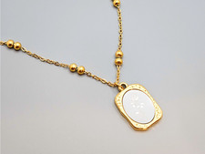18k Gold Rose Square Necklace