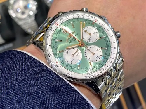 Breitling navitimer b01 - breitling,
