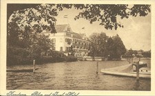 AK Konstanz am Bodensee -Blick auf das Insel-Hotel, Segelboot, Flaggen -ca. 1920