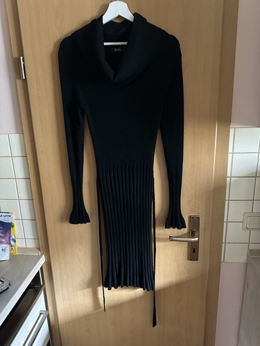 Elegantes strickkleid mit - elegantes,