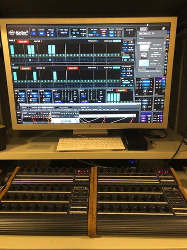 Behringer control solid oak - b,