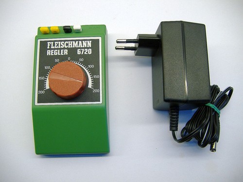 Fleischmann fahrpult 6720 mit - fleischmann,