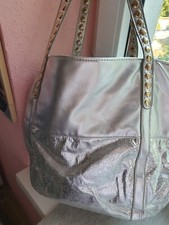 "CRASY TASCHE,SILBERNE NIETEN, MIT VIEL STAURAUM,DIE JEDE FRAU BRAUCHT"