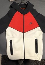 Nike Teec Anzug Gr. M Schwarz