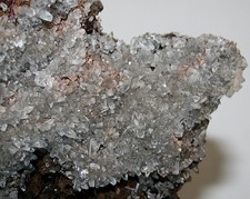 klare Baryt xx auf Goethit 