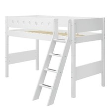 FLEXA White Mittelhochbett mit Schrägleiter, Rutsche und Betthimmel Dschungel