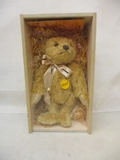 x-26247	Steiff Bose – Merci