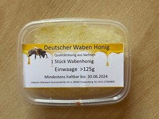 Wabenhonig Scheibenhonig Bienenhonig 1 Stück aus eigener Imkerei in Bienenwabe