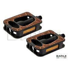 Paar braune Fahrradpedale City