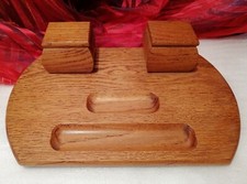 Alter Schreibtisch Buttler - Massivholz Eiche mit Tintenfässchen und Stiftablage