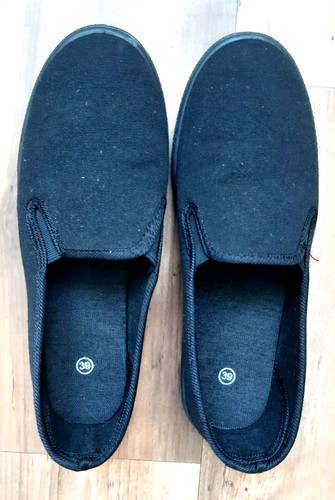 Schwarze ballerinas aus stoff - aus,