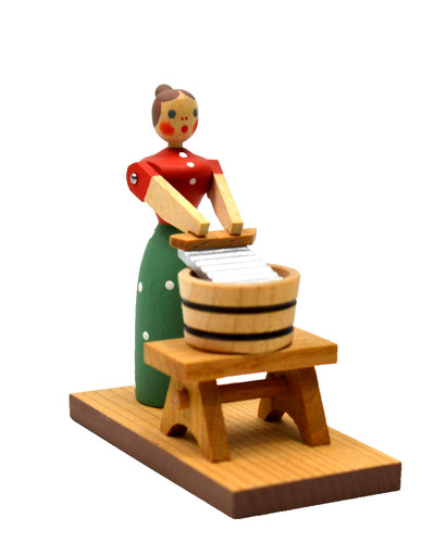 Dregeno waschfrau holz figur - dregeno,