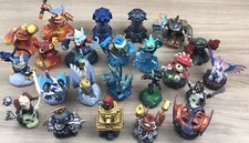 23 Skylanders Figuren •